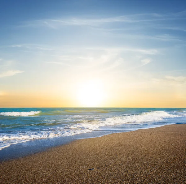 日落时的夏日海湾 — 图库照片