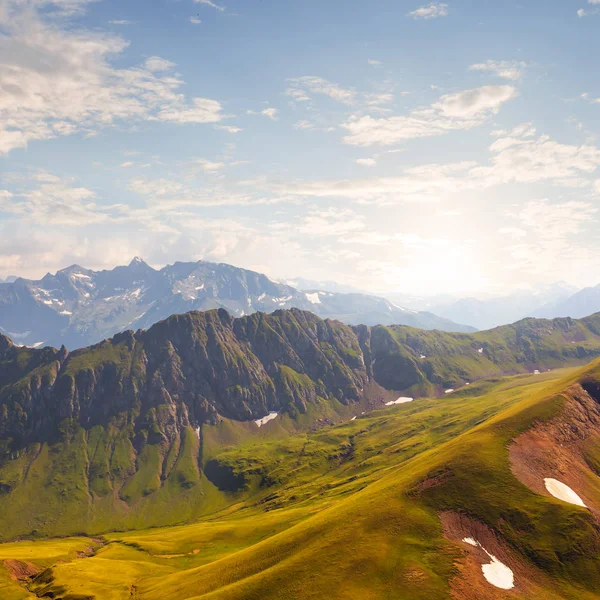 Зелена Гірська Долина Заході Сонця — стокове фото