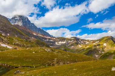 En iyi ve Yeşil Vadi dağ 