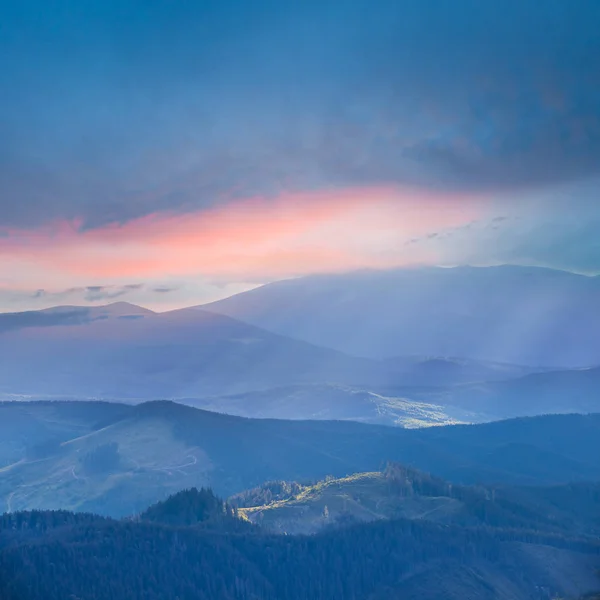 Silhouette Montagne Bleue Crépuscule — Photo