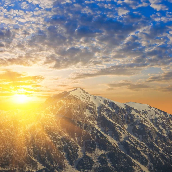 Alone Mount Dramatic Sunset Background — Stock Photo, Image