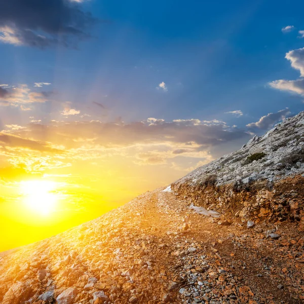 Mount Slope Rays Evening Sun — ストック写真