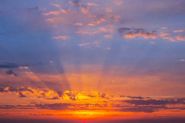 Coucher Soleil Spectaculaire Sur Ciel Nuageux — Photo