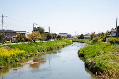 Aniden ortaya çıkan kırsal nehir