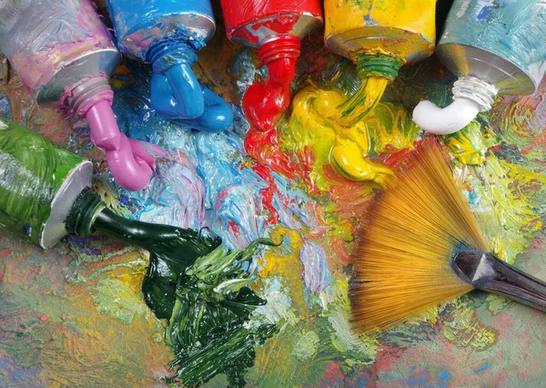 Tubos Com Pintura Óleo Arte Uma Paleta Arte Colorida Pinta — Fotografia de Stock