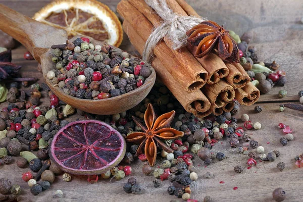 Traditional Spices Mixture Peppers Wooden Spoon Anise Stars Cinnamon Cardamom — Stock Photo, Image