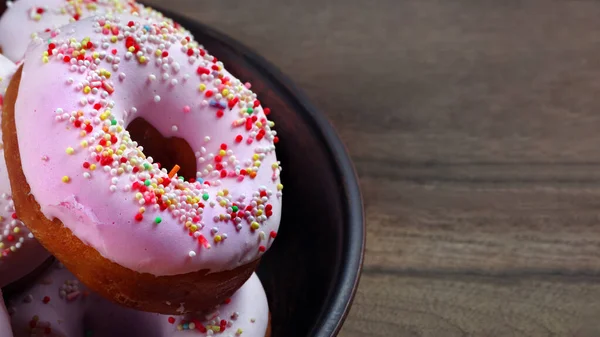 Donuts Houten Ondergrond Doe Dicht Kopieerruimte — Stockfoto