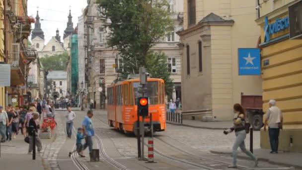 Red tram in Lviv — Stock Video