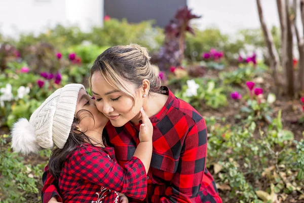 Mother and daughter having a special moment — Stock Photo, Image