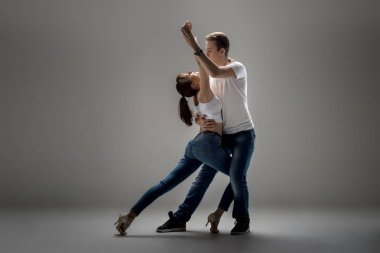 Çift dans sosyal danse