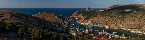 Schoonheid natuur zee landschap Crimea (Balaklava; Sebastopol) — Stockfoto