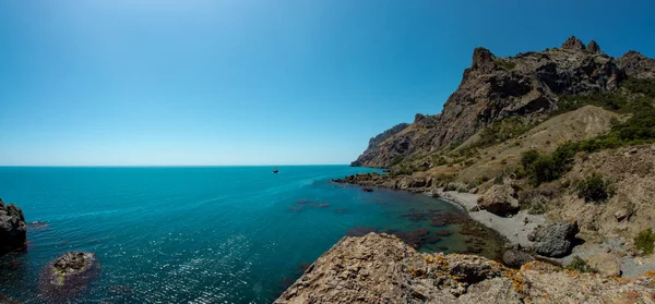 Kozmetikai jellegű tengeri táj Crimea — Stock Fotó