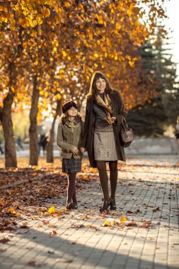 mather açık ile küçük kız