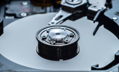 Bilgisayar aygıtı hdd sabit disk, iç yapı kapat, makro fotoğraf