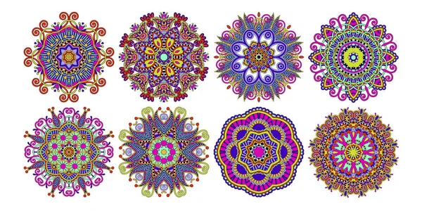 Aantal decoratieve cirkel patterns, etnische bloem paisley ontwerp — Stockvector