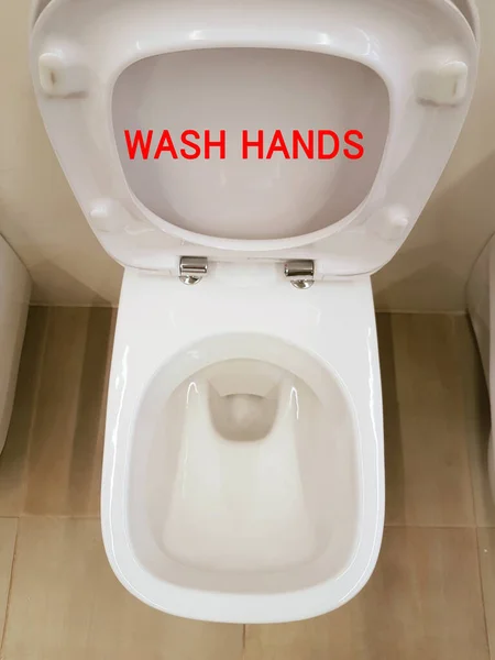 Tuvaleti mesajla temizle, ellerini yıka. Hijyen kavramı, Coronavirus gibi salgınlara karşı koruma — Stok fotoğraf