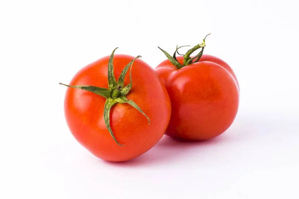 Tomates Frescos Aislados Sobre Fondo Blanco Tres Tomates Rojos Maduros — Foto de Stock