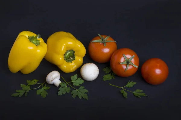 Yellow Pepper Mushrooms Tomatoes Dark Background Composition Mushrooms Tomatoes Yellow — Stock Photo, Image