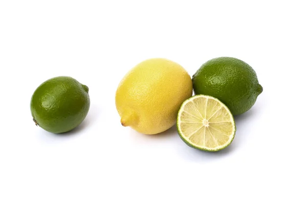 Lime Limon Fondo Bianco Calci Interi Metà Isolati Fondo Bianco — Foto Stock