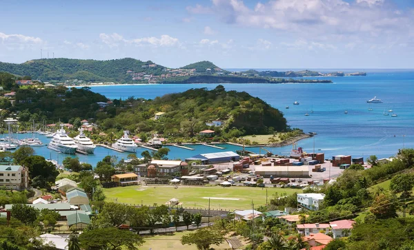 Grenada sziget - Szent György - Inner harbor és ördögök bay — Stock Fotó