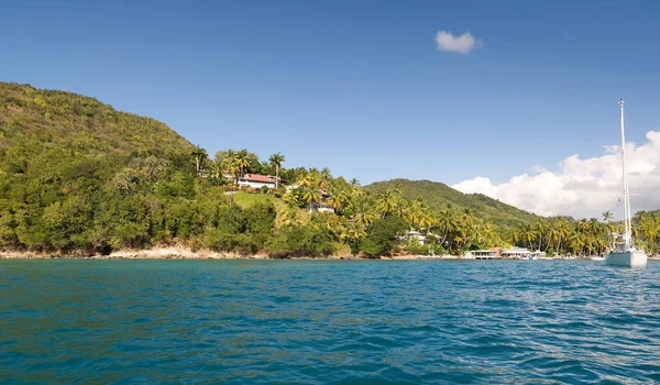 Marigot bay - Saint Lucia trópusi sziget — Stock Fotó