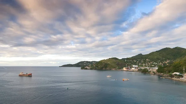 Isla de Granada - Ciudad y bahía de San Jorge — Foto de Stock