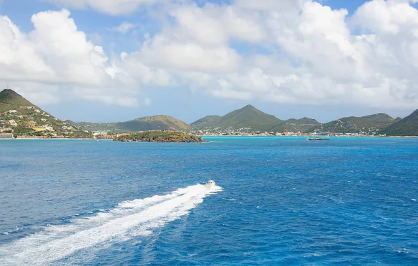 Simpson-öböl és a Great Bay - Philipsburg Sint Maarten - karibi trópusi sziget — Stock Fotó
