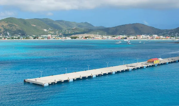 Bahía Simpson y Gran Bahía - Philipsburg Sint Maarten - Isla tropical del Caribe — Foto de Stock