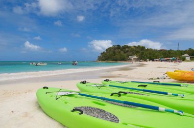 Uzun koyu Atlantik sahil - Karayip Denizi - Antigua ve Barbuda