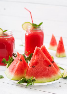Taze karpuz smoothies
