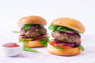 hamburger ya da şikayet ile hamburger