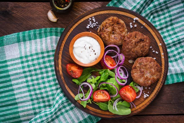 Appetitliche Fleischschnitzel — Stockfoto