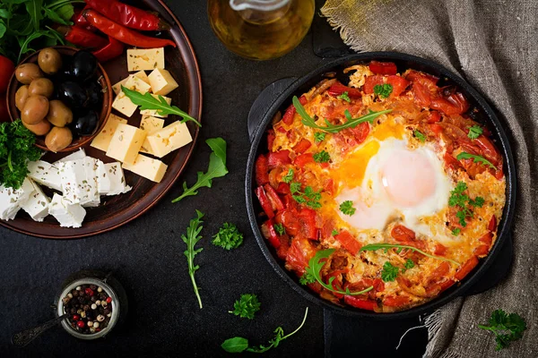 Huevos fritos con verduras shakshuka — Foto de Stock