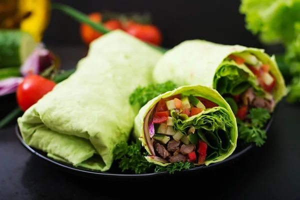 Carne suculenta shawarma — Fotografia de Stock