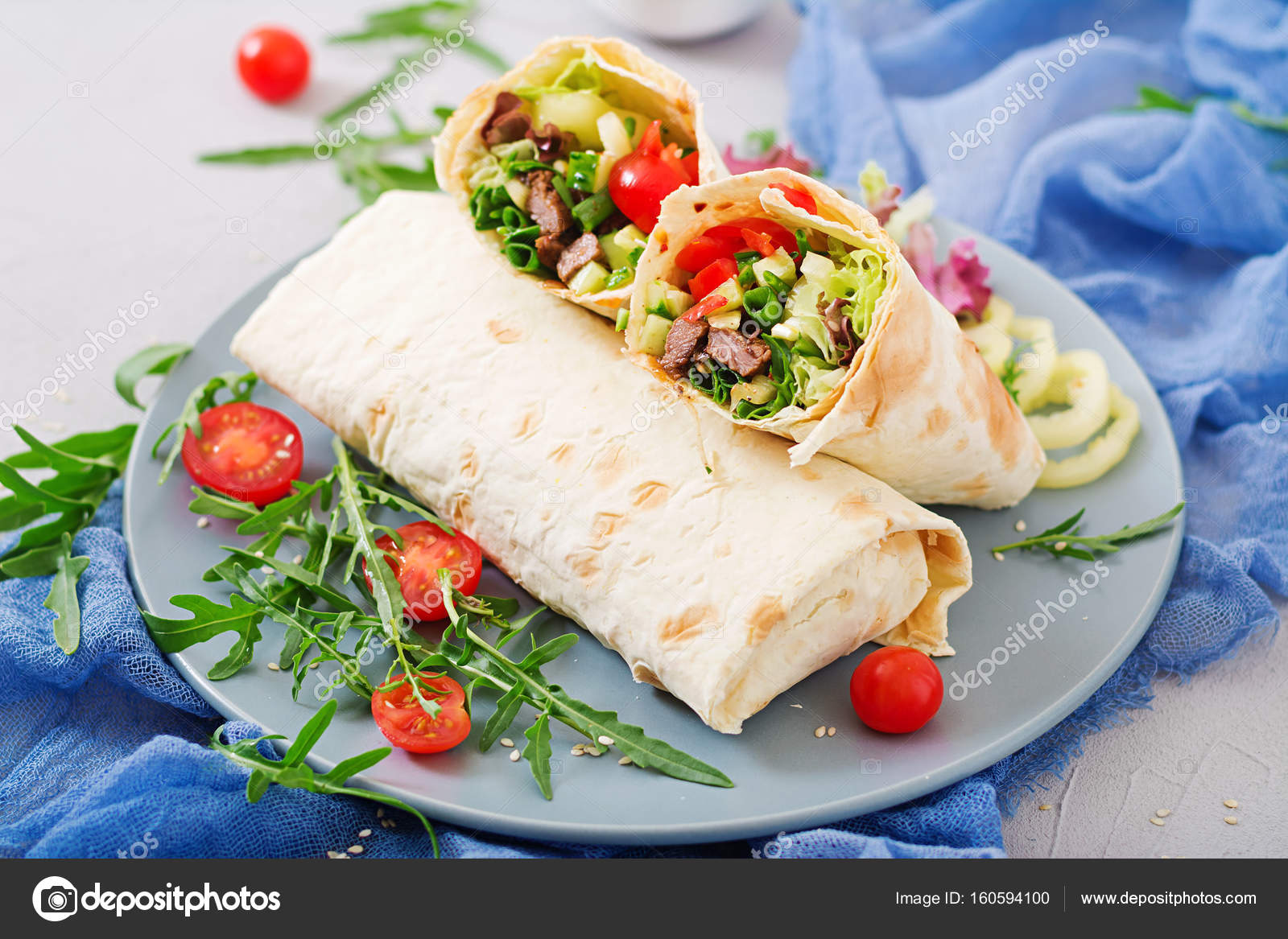 Shawarma in pita bread. — Stock Photo © timolina 160594100