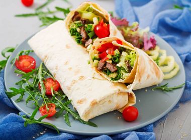 Shawarma pide içinde. 