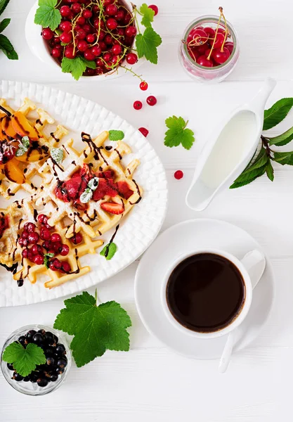 Belgian wafers with berries — Stock Photo, Image