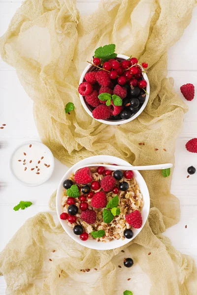 Lezzetli ve sağlıklı yulaf ezmesi 