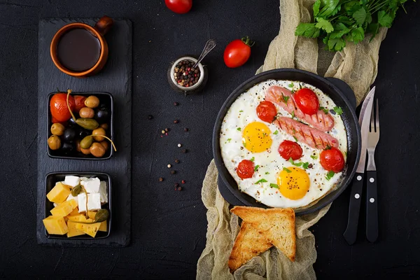 Вкусный английский завтрак — стоковое фото