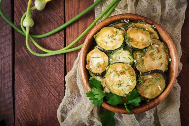 soslu kızarmış kabak