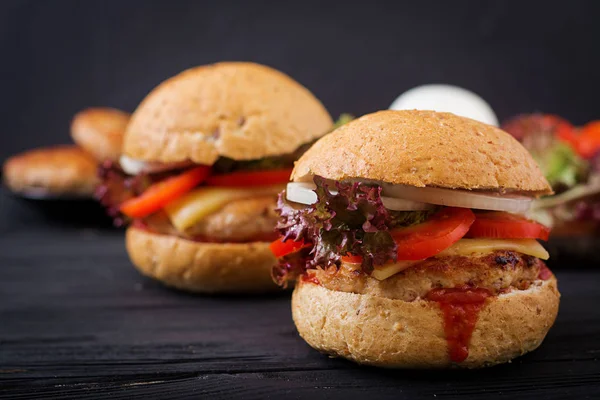 Büyük lezzetli hamburger