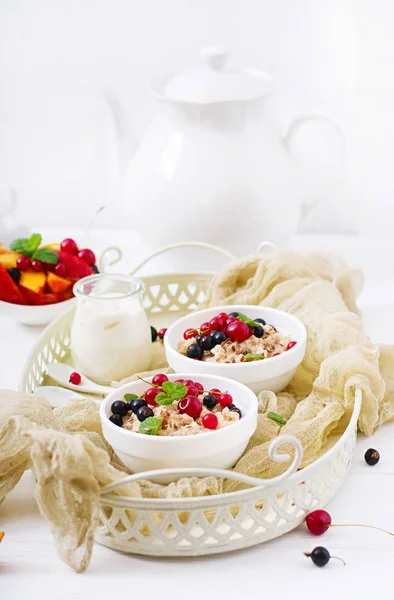 Tasty and healthy oatmeal porridge Royalty Free Stock Photos