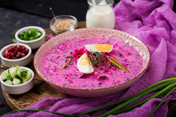 Cold beetroot  soup — Stock Photo, Image