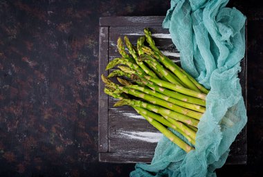 taze yeşil kuşkonmaz 