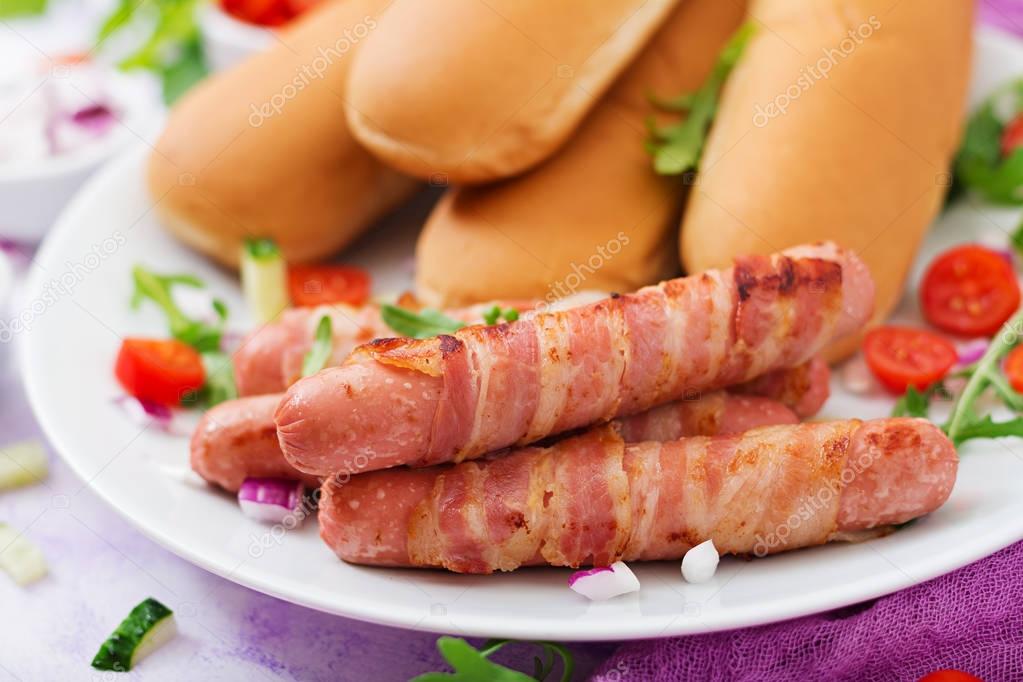 Hot dogs with sausages