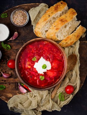 Geleneksel Ukrayna çorbası 