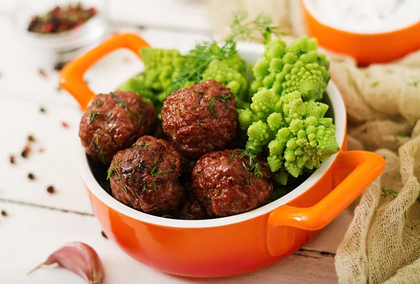 Baked beef meatballs — Stock Image Baked beef meatballs Royalty Free Stock Photos
