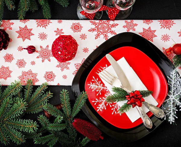 Traditional Dishware Decorated Christmas Table — Stock Photo, Image