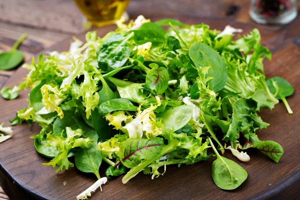 Fresh Leaves Mix Salad Wooden Background — Stock Photo, Image