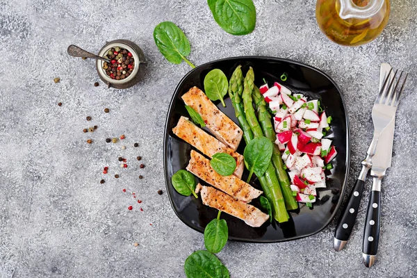 Chicken Fillet Cooked Grill Garnish Asparagus Radish Salsa Healthy Food — Stock Photo, Image